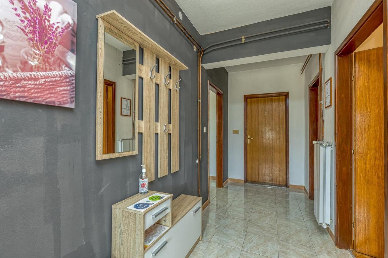 Emanuela With Private Pool Apartment Loborika Екстериор снимка