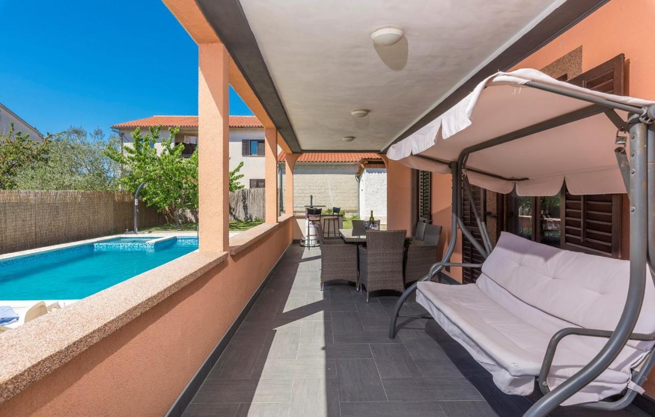 Emanuela With Private Pool Apartment Loborika Екстериор снимка